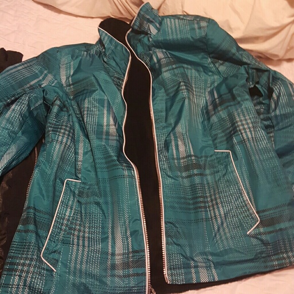 Jacket - Picture 4 of 8