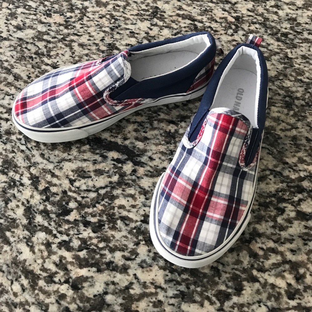 Old Navy slip on plaid canvas shoes