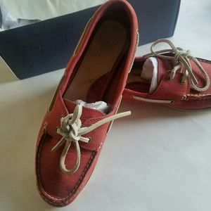Frye boat shoes size 9 red