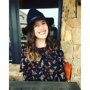 Meet your Posher, Lauren