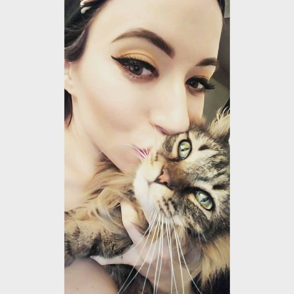 Meet your Posher, Tw