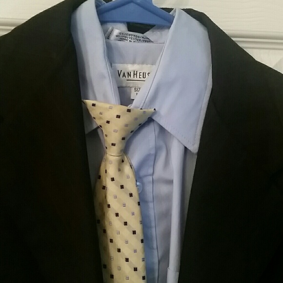 Boy suit - Picture 2 of 5