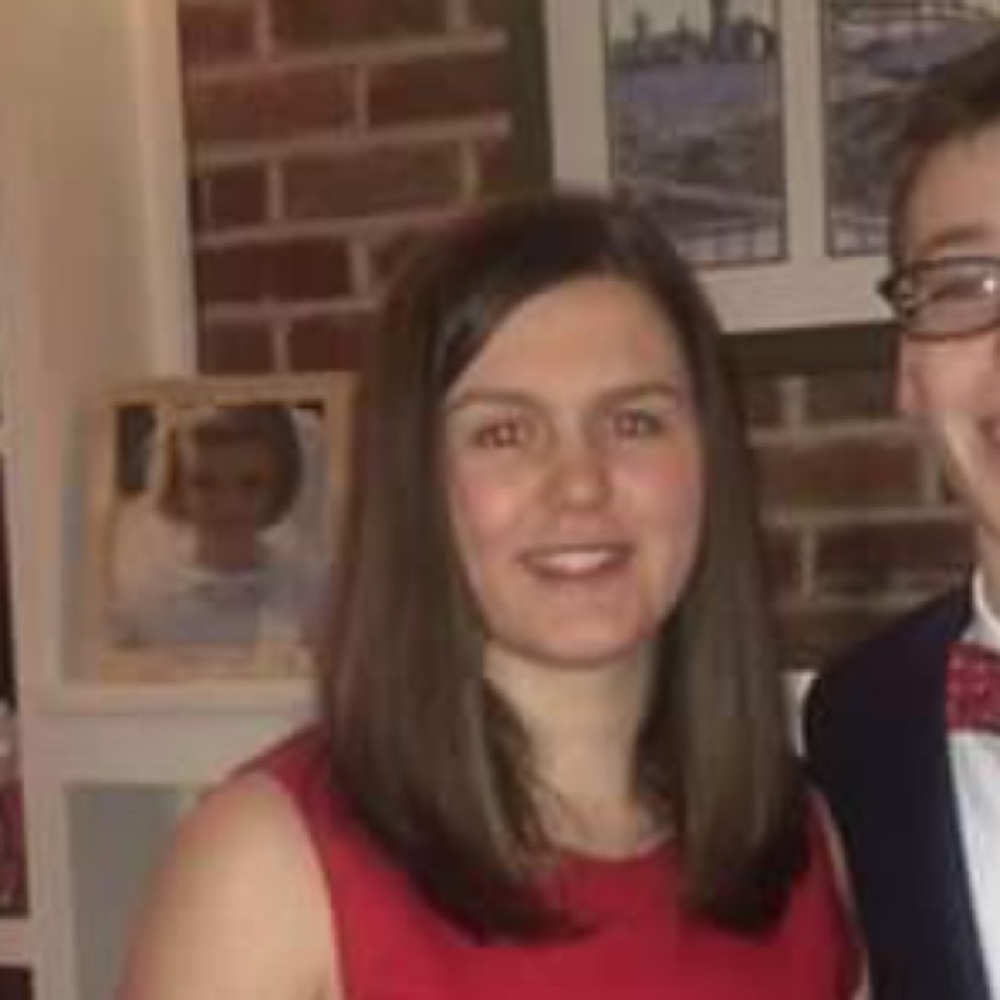 Meet your Posher, Courtney