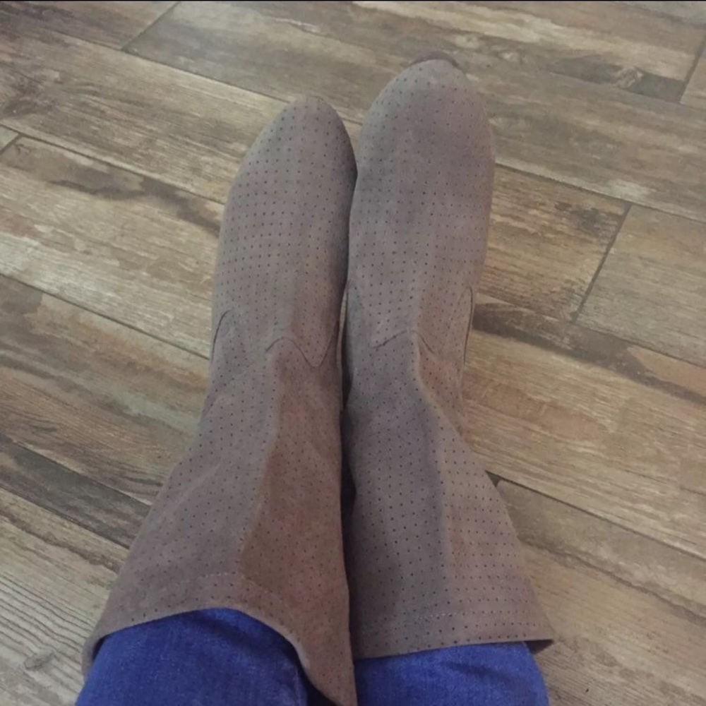 H&M Boots - Picture 4 of 4