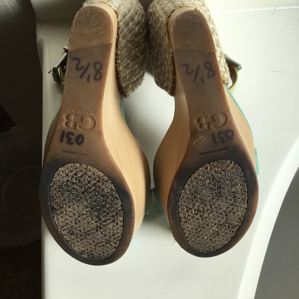Colorful Gianni Bini Wedges - EUC - Worn Once!! - Picture 4 of 4