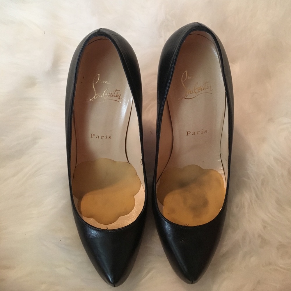 Authentic Louboutin pumps - Picture 1 of 5