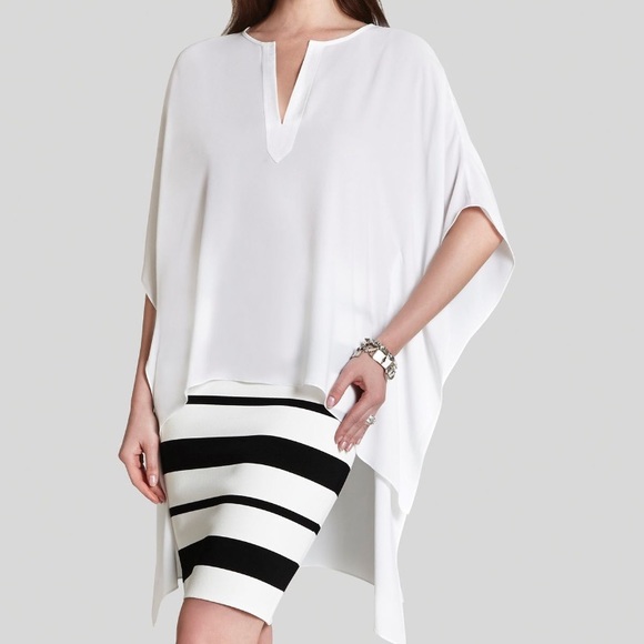 BCBGMaxAzria Tops - NWT Bcbgmaxazria high low hem top