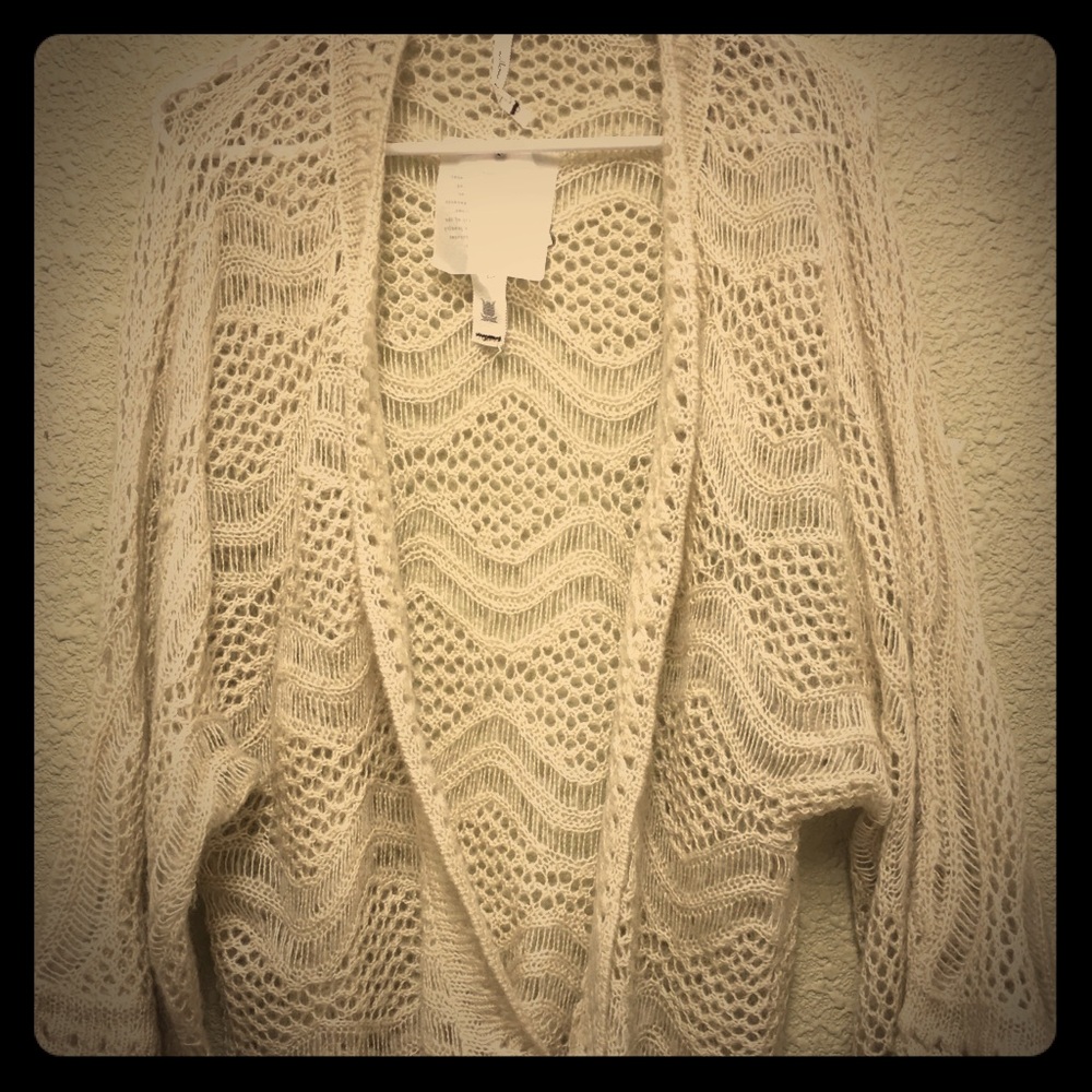 Bell-Sleeve Cardigan