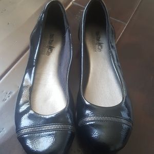 Coach flats