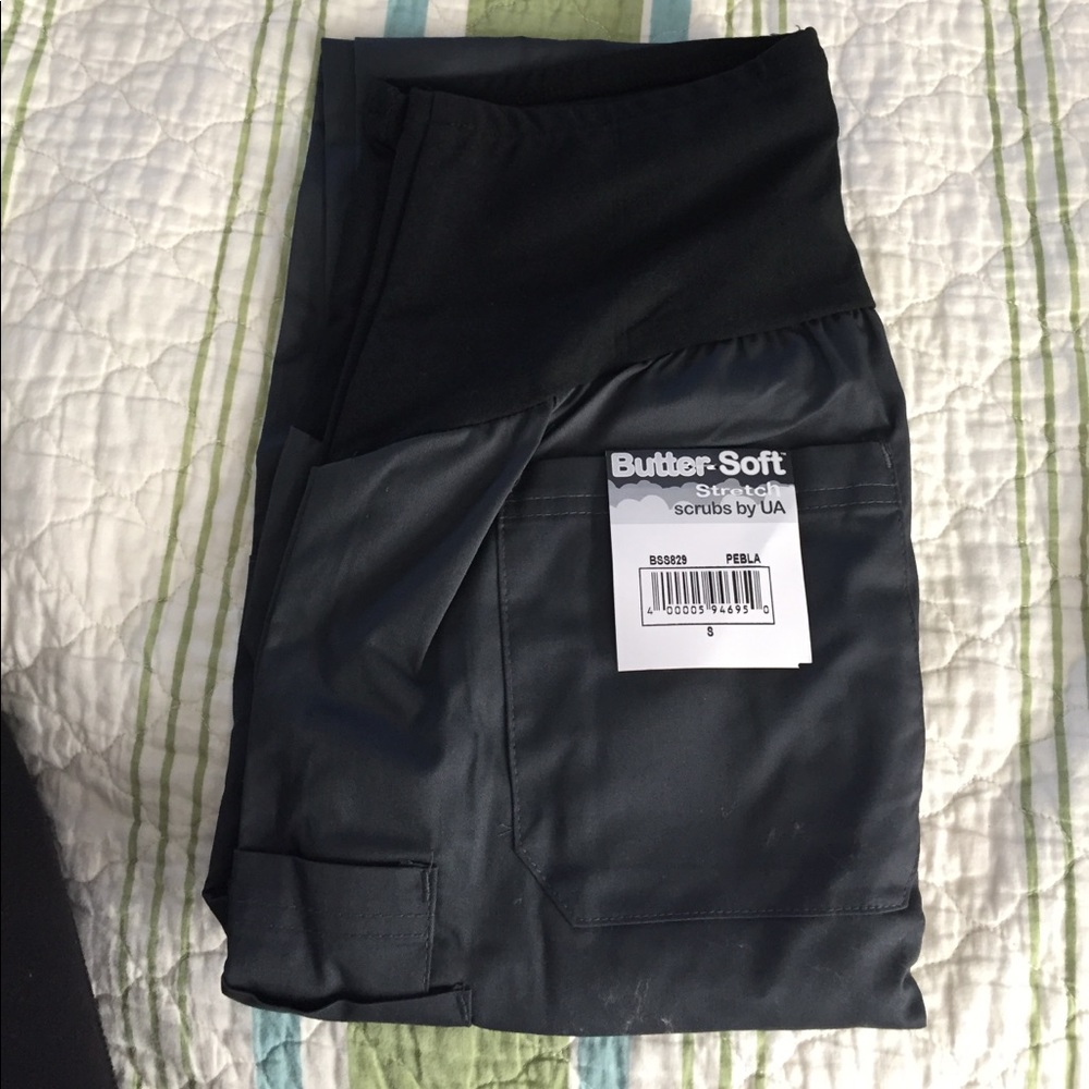 NWT Maternity scrub pants