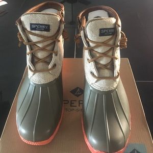 Sperry Duckboots