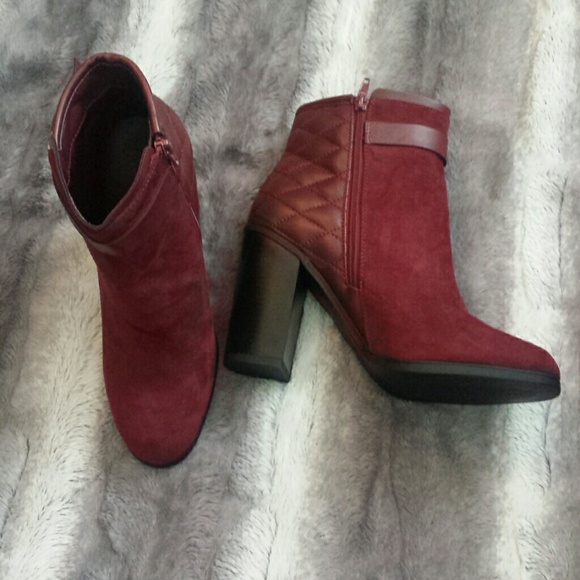 Shoe Dazzle Shoes - "SALE" Deep wine ankle boots