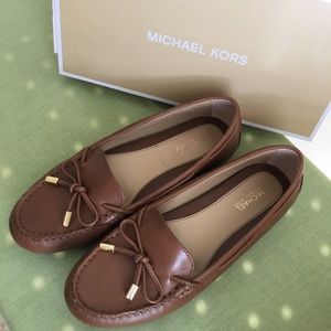 Michael Kors Daisy Leather Moccasin. Sz. 6