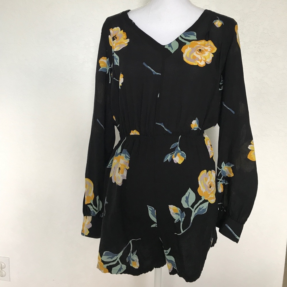 Volcom with tag flower Romper