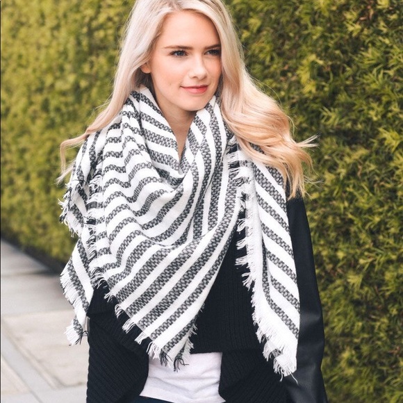 Striped Boutique Knit Blanket Scarf - Picture 3 of 4