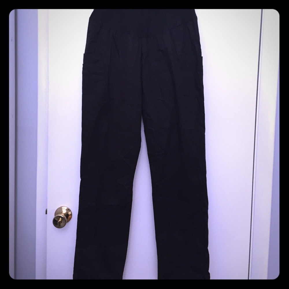 NWT Maternity scrub pants