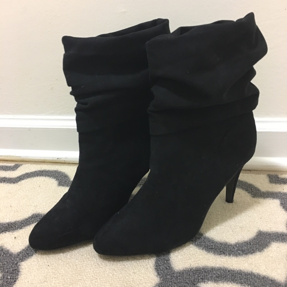 Express Black Bootie Heels 🖤👠