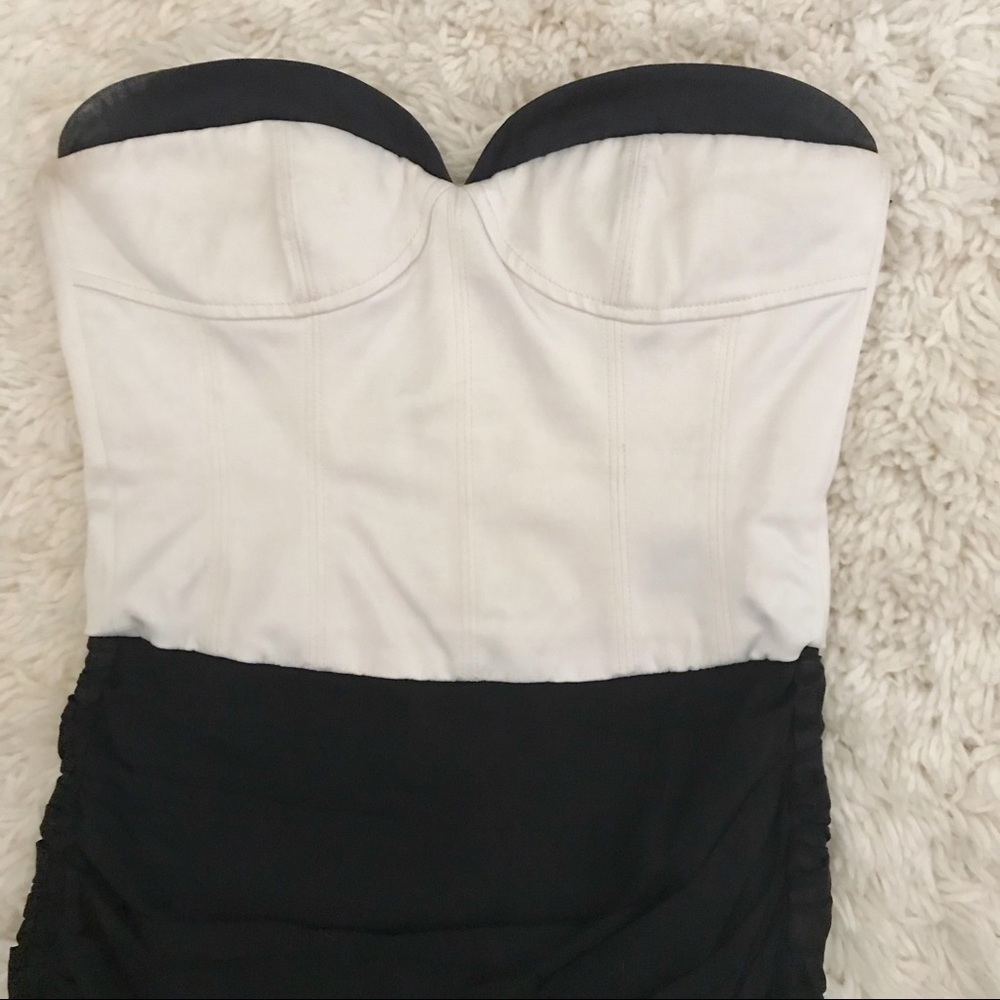 HOST PICK 💕 Bebe | ‘Lydia’ Strapless Dress - Collectible - Picture 5 of 12
