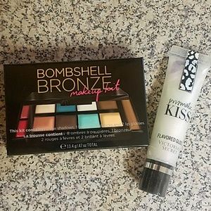 Victoria's Secret makeup NWOT