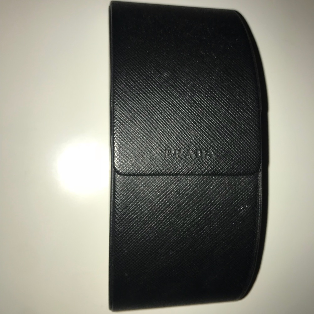 AUTHENTIC PRADA SUNGLASSES. FLASH SALE