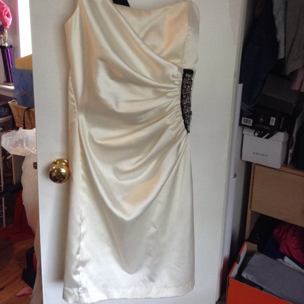 One Shoulder dress