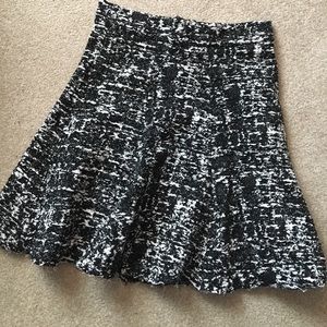 Black and white patterned winter skirt high waist