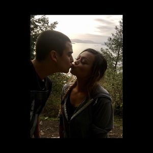 Meet your Posher, Maya