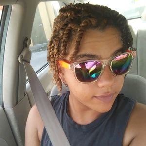 Meet your Posher, Erica