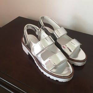 Platform Sandals 👡