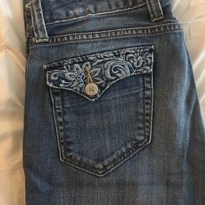 Lucky brand straight leg faded blue jeans