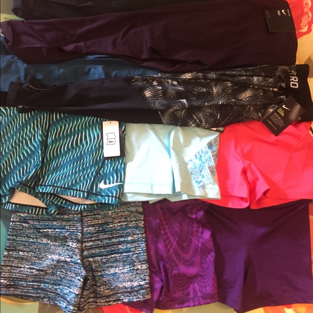 Nike pro haul all NWT