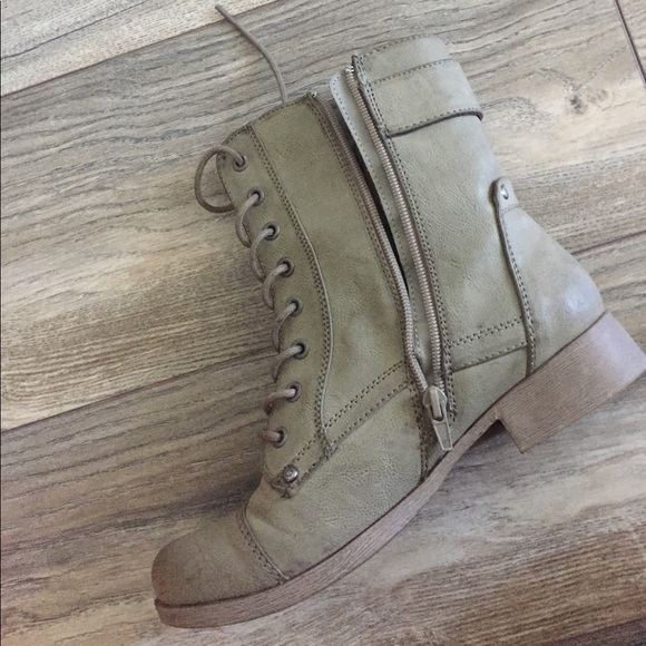 Ankle boots - Picture 2 of 2