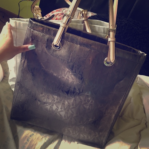 Two MK Michael kors purses SALE FOR BOTH NEW - Picture 1 of 6