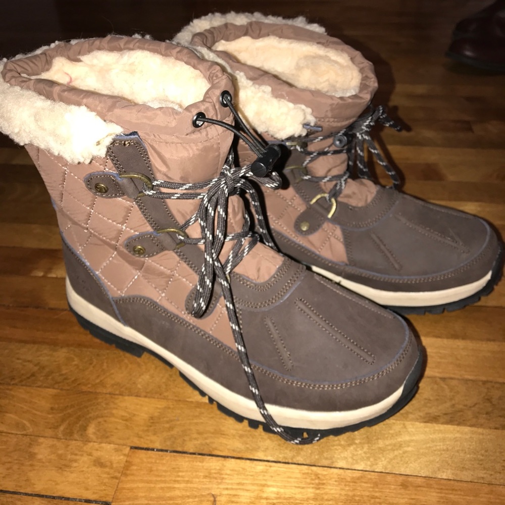 BearPaw women’s winter boots