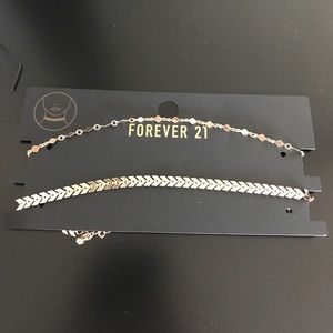 Forever 21 Gold choker set