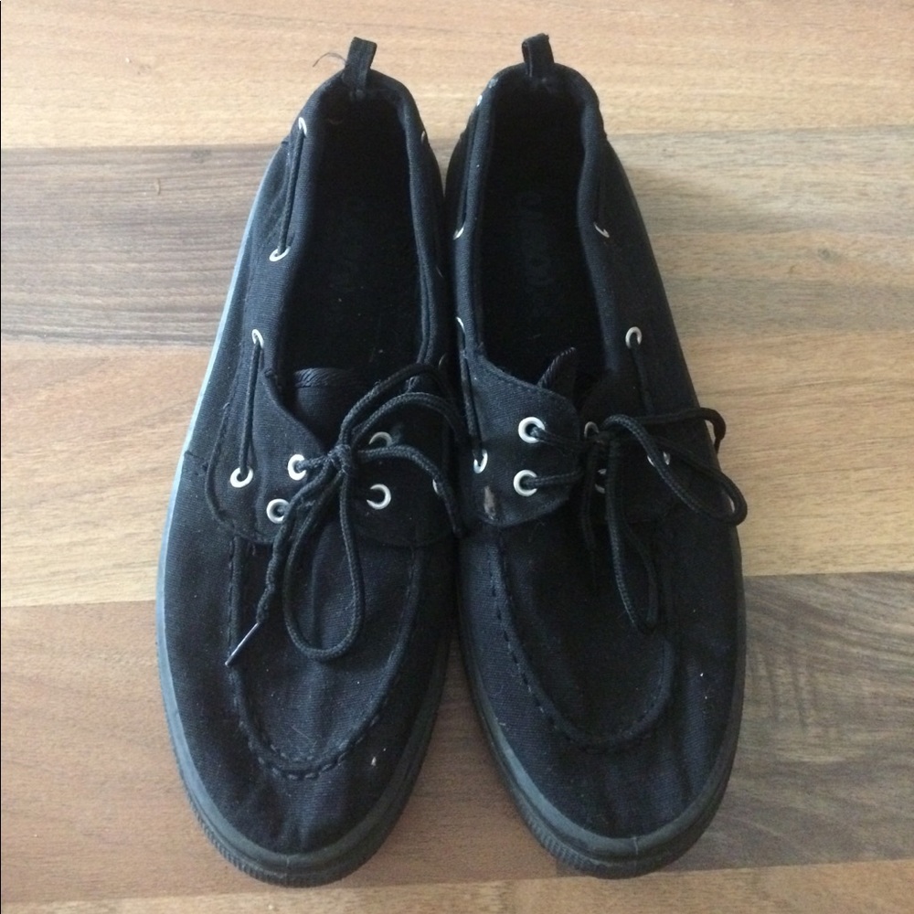 Black shoes
