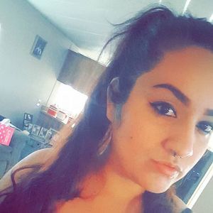 Meet your Posher, Ana