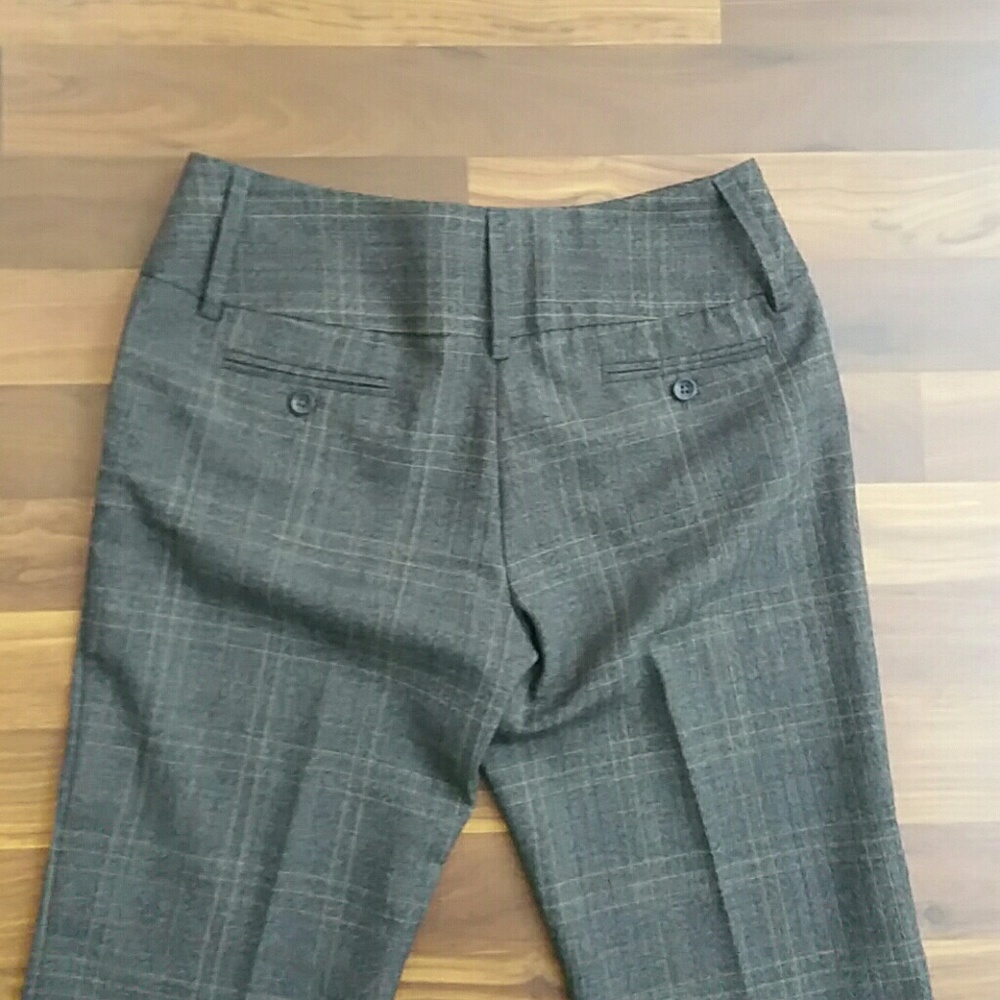 Express Design Studio Editor Capri Pants Size 2 - image 4