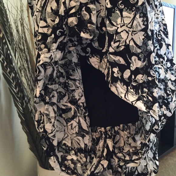 Style & Co Lace Overlay Kimono Sleeve Top - Picture 3 of 6