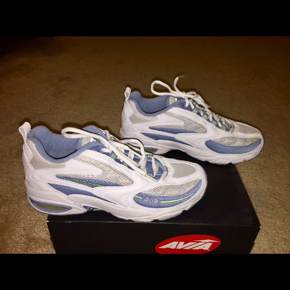 Avia running shoes, size 8