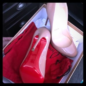 New in box - Fifi 120 - sz 36.5 (6.5) - nude