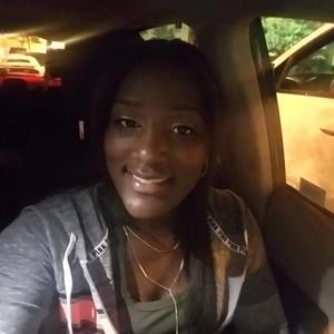 Meet your Posher, Lashea