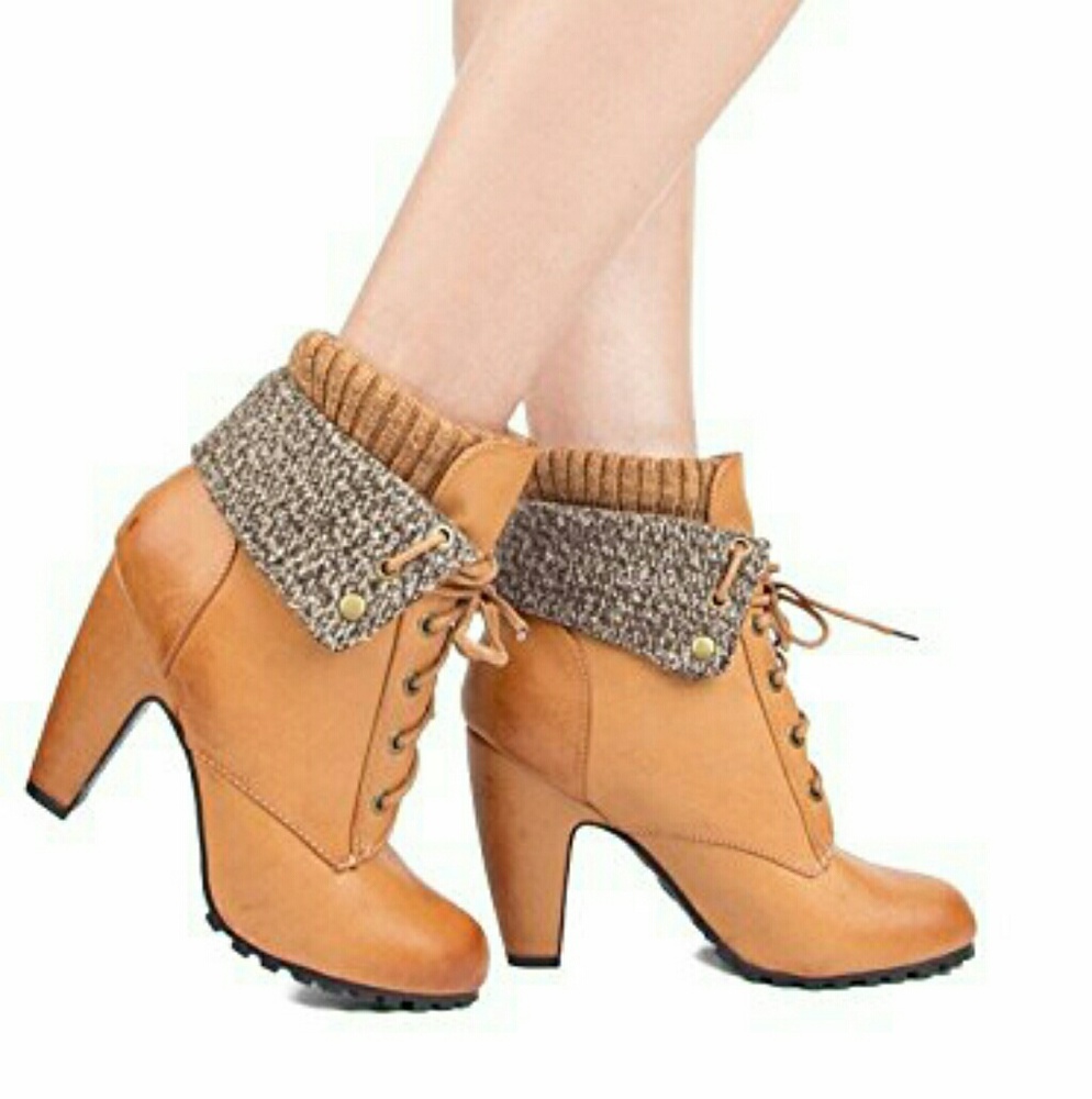 Size 6 Bamboo Mozza-19L sweater ankle boot