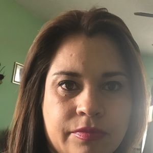 Meet your Posher, Corina