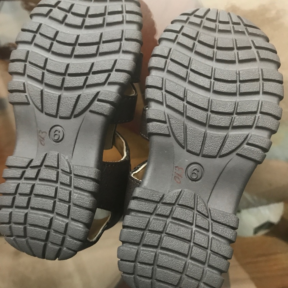 GRAB LOT OF BABY BOY SHOES!! - Picture 8 of 8