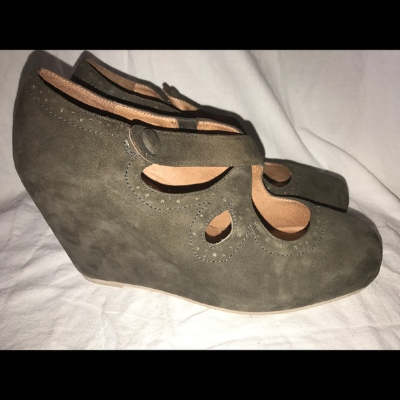 Jeffrey Campbell "Leigh" Suede Wedge - Gray Sz 10 - Picture 1 of 4