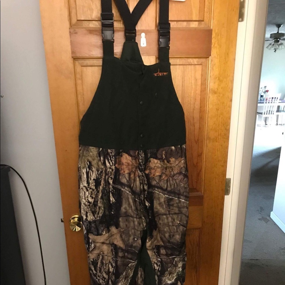 Habit Hunting Bibs