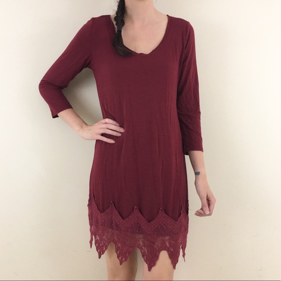 morena Dresses & Skirts - Morena burgandy lace hem dress