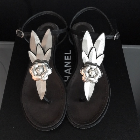 Chanel Flats 2017 - Picture 1 of 3