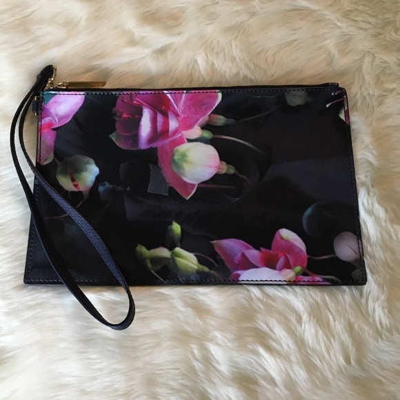 Ted Baker London Handbags - SALE!! Beautiful Ted Baker floral wristlet!
